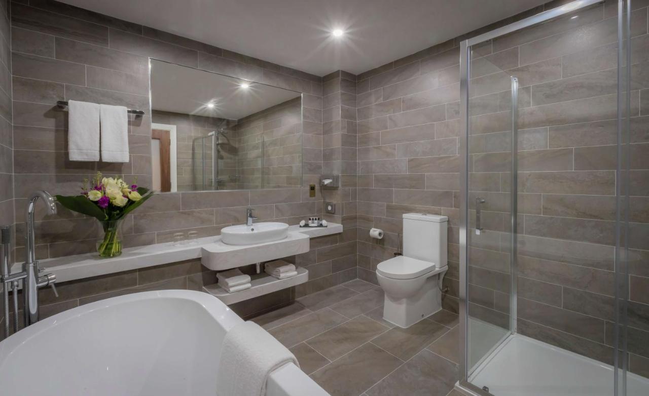 Castletroy Park Hotel Suites Limerick Junction 外观 照片